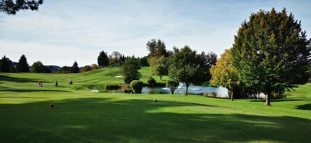 Hotel Golf de la Gruyère Pont-la-Ville Esterno foto